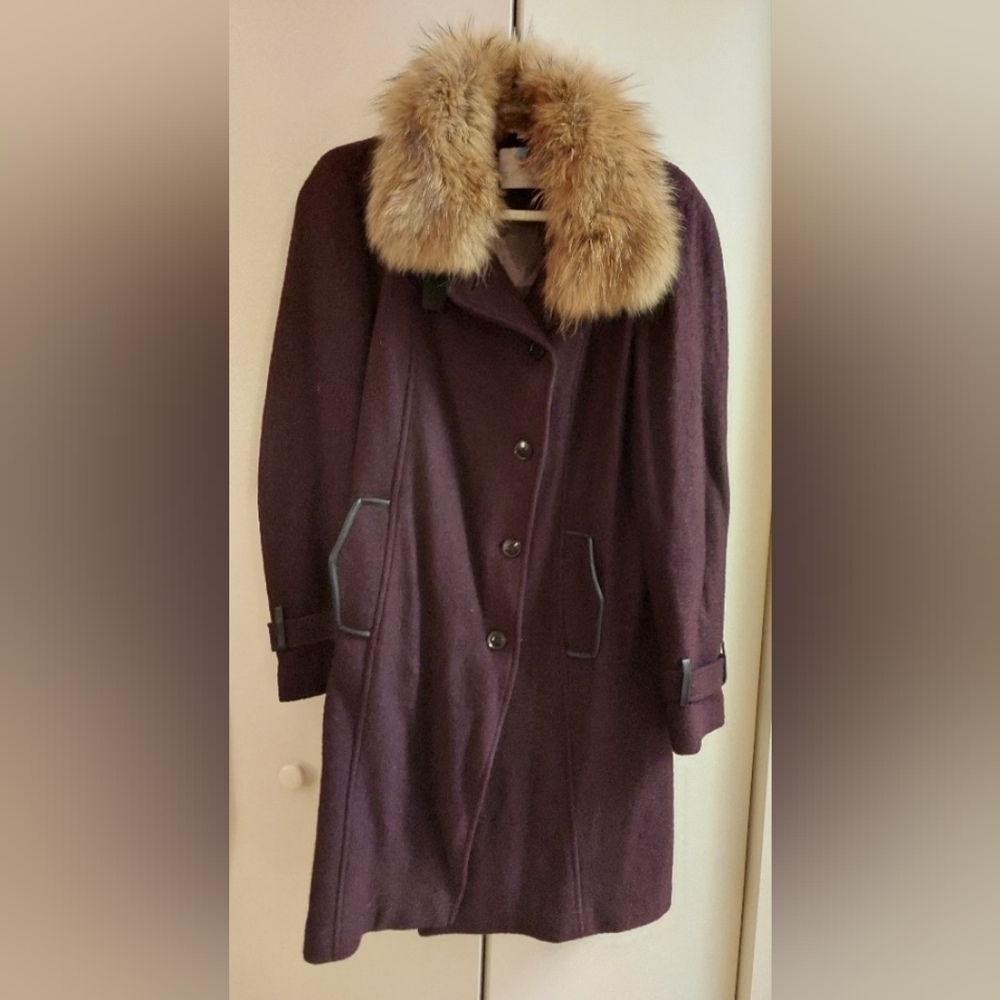Soia & Kyo Burgundy Coat sz XL w/ removable raccoon fur collar